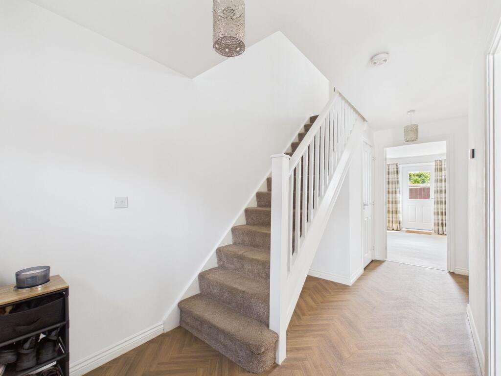 House in Nottingham - View 5