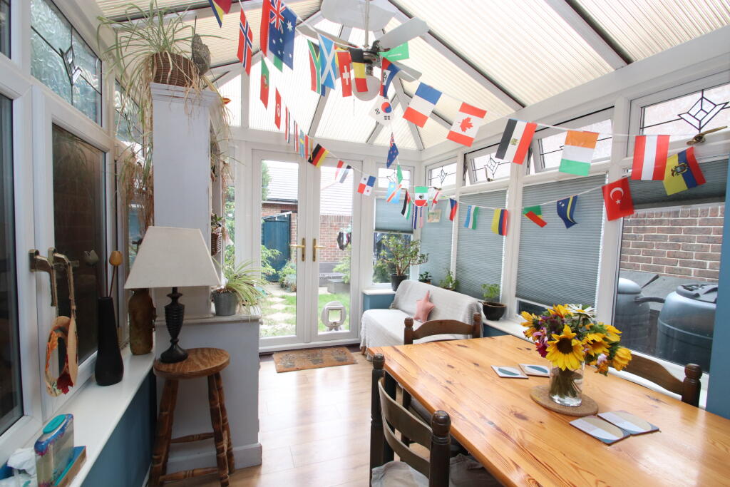 House in Portsmouth - More
