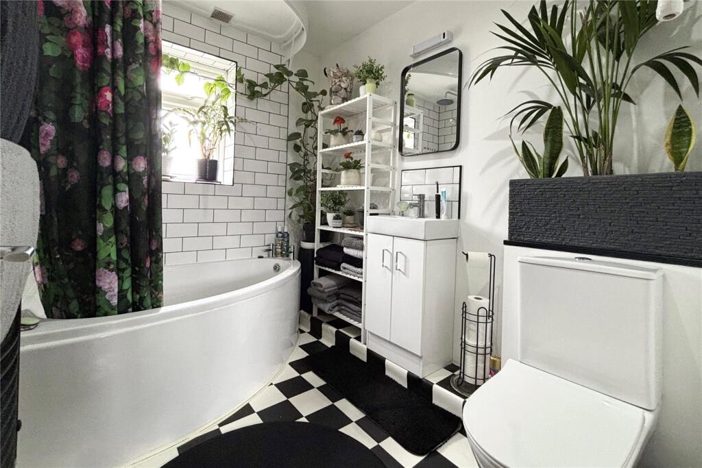 Additional image 10 of Kingfisher Drive, Westbury