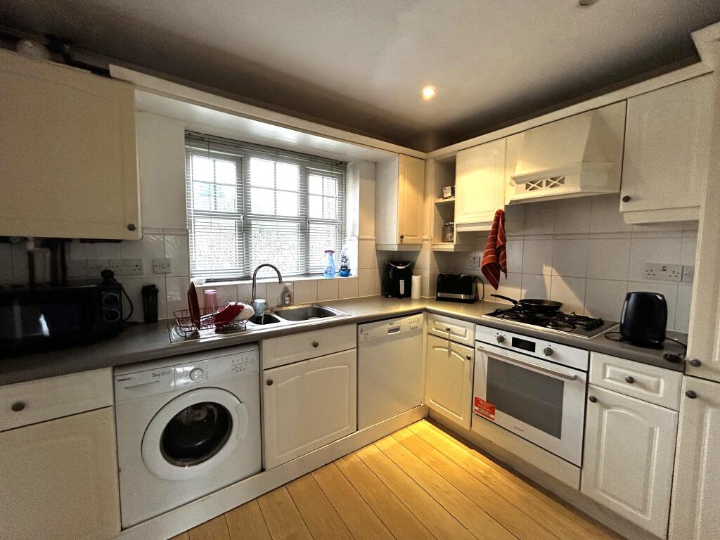 Apartment in Walsall, Hardwick - View 5