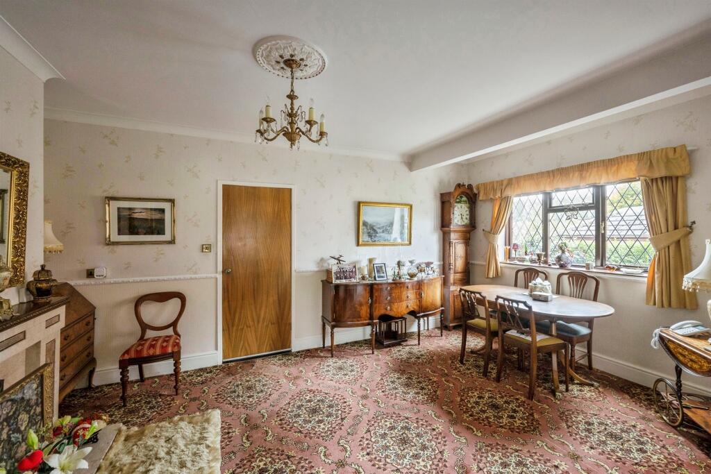Retford Road, Blyth, Worksop photo 3