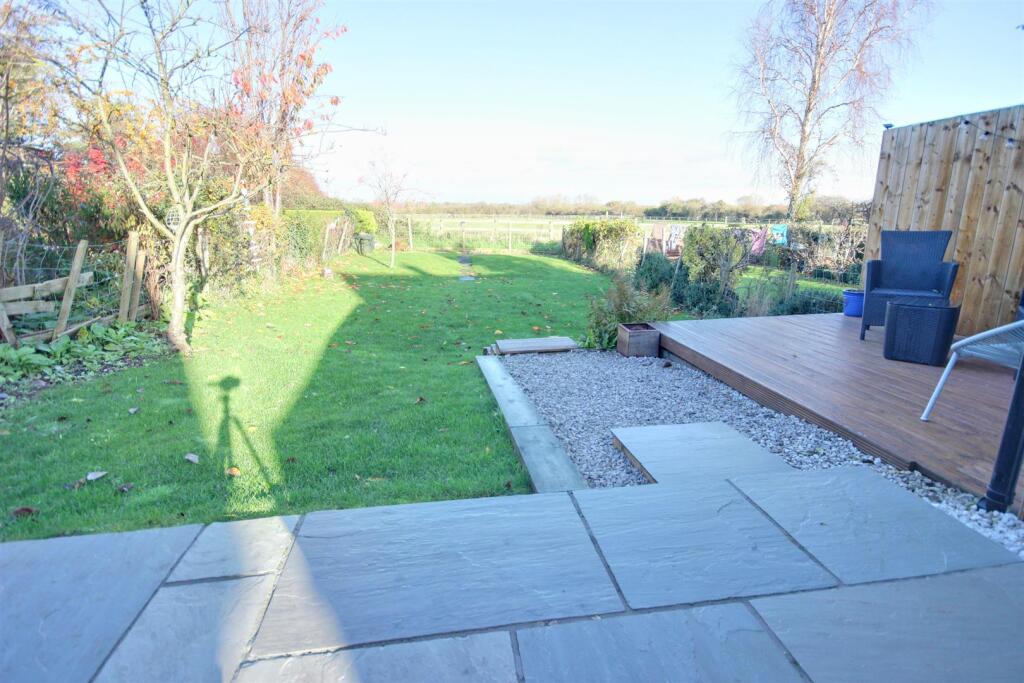 Balk Close, Leven - More