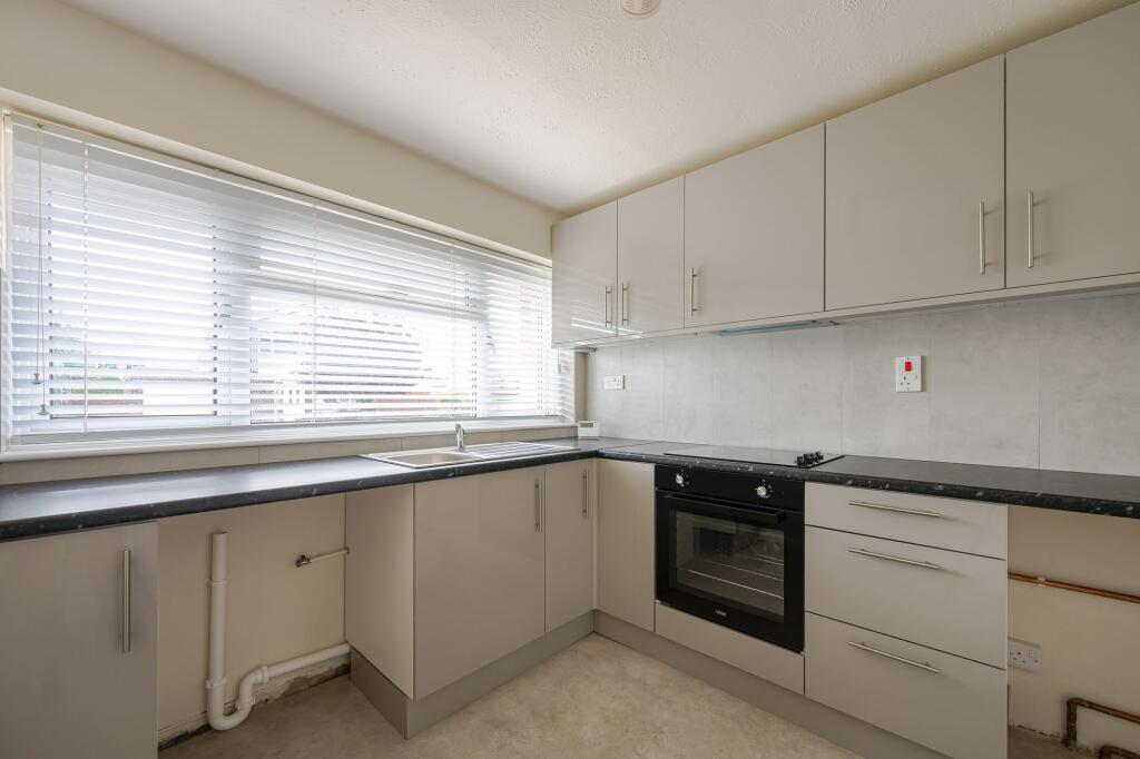 House in Boston, Bargate, Witham - More