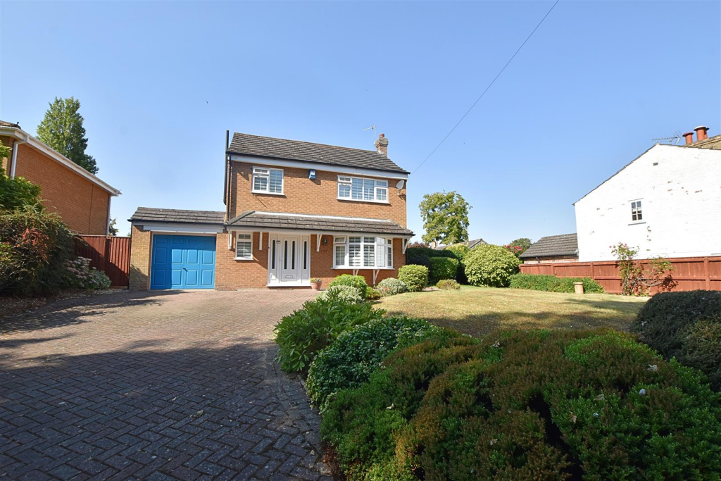 Main image of property: Main Road, Ashby-Cum-Fenby, Grimsby