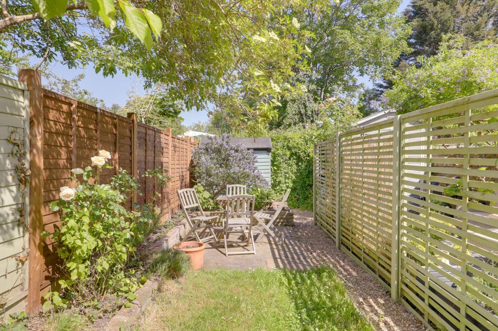 Apartment in London, Bell Green, Perry Vale - View 4