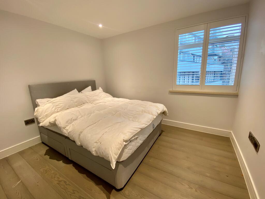 Bristol & West House, Post Office Road - Widok 6