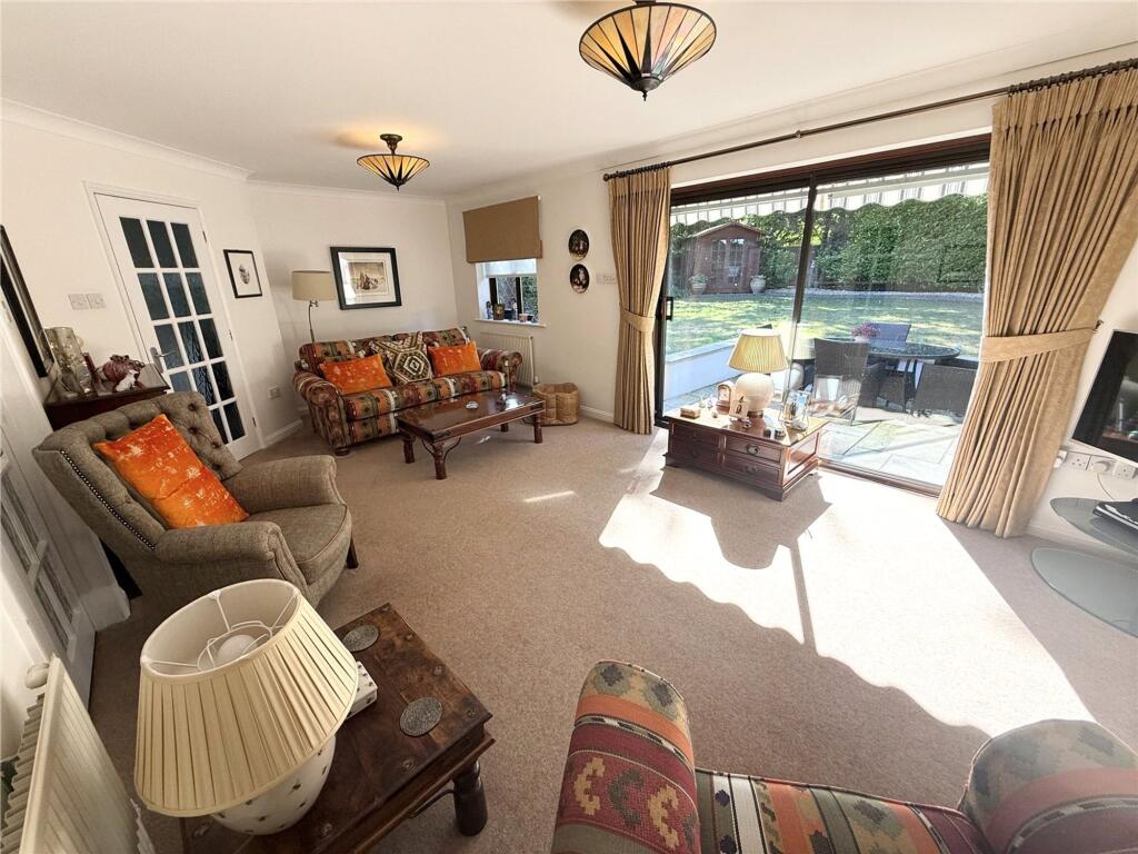 House in Verwood, Dorset - View 4