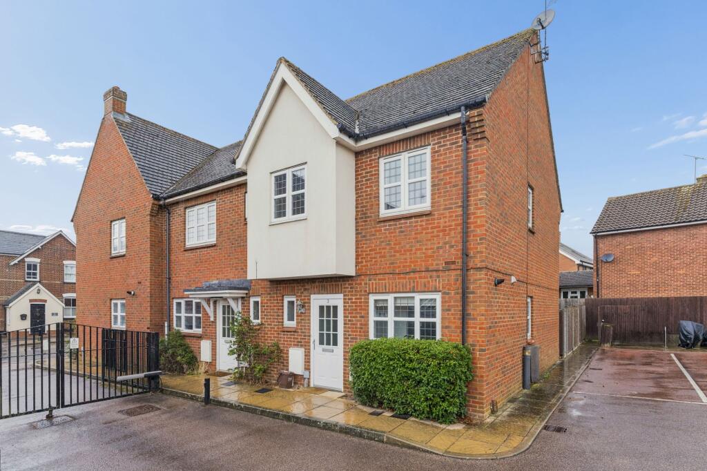 Main image of property: High Street, Codicote, SG4