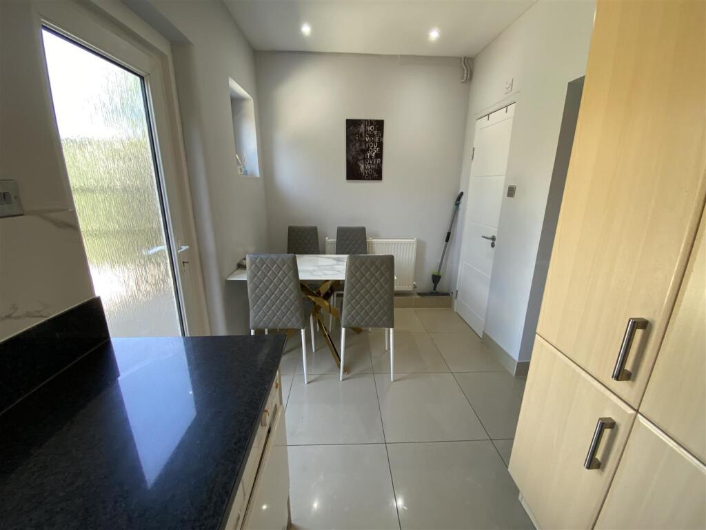 Lichfield Road, Dagenham - More