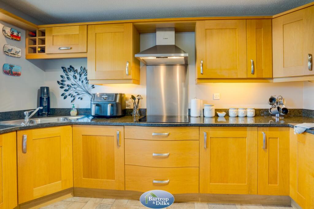 House in Worksop, Kilton - More