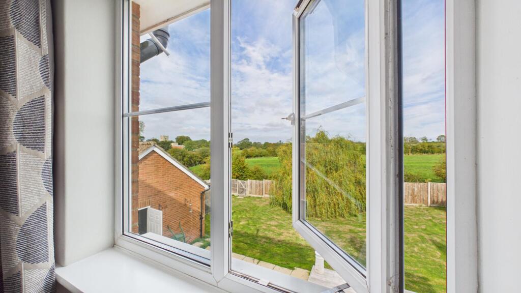 House in South Kesteven, Corby Glen - View 5