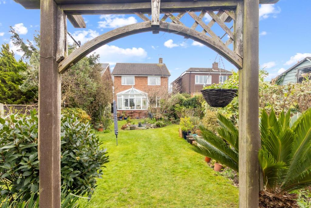 Main image of property: The Causeway, Petersfield, GU31 4JT
