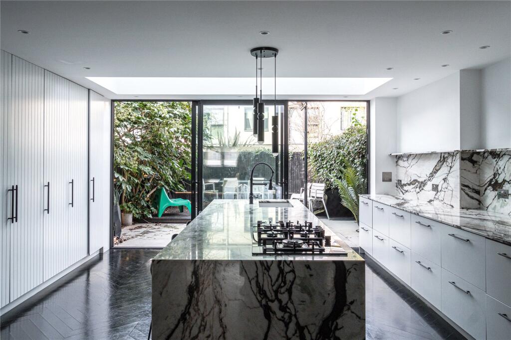 Main image of property: Richmond Road, London Fields, Hackney, London, E8