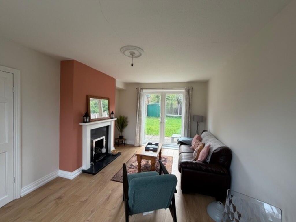5 Lundy Avenue  photo 2