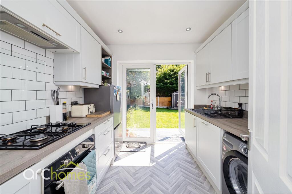 House in Salford, Greater Manchester - View 4