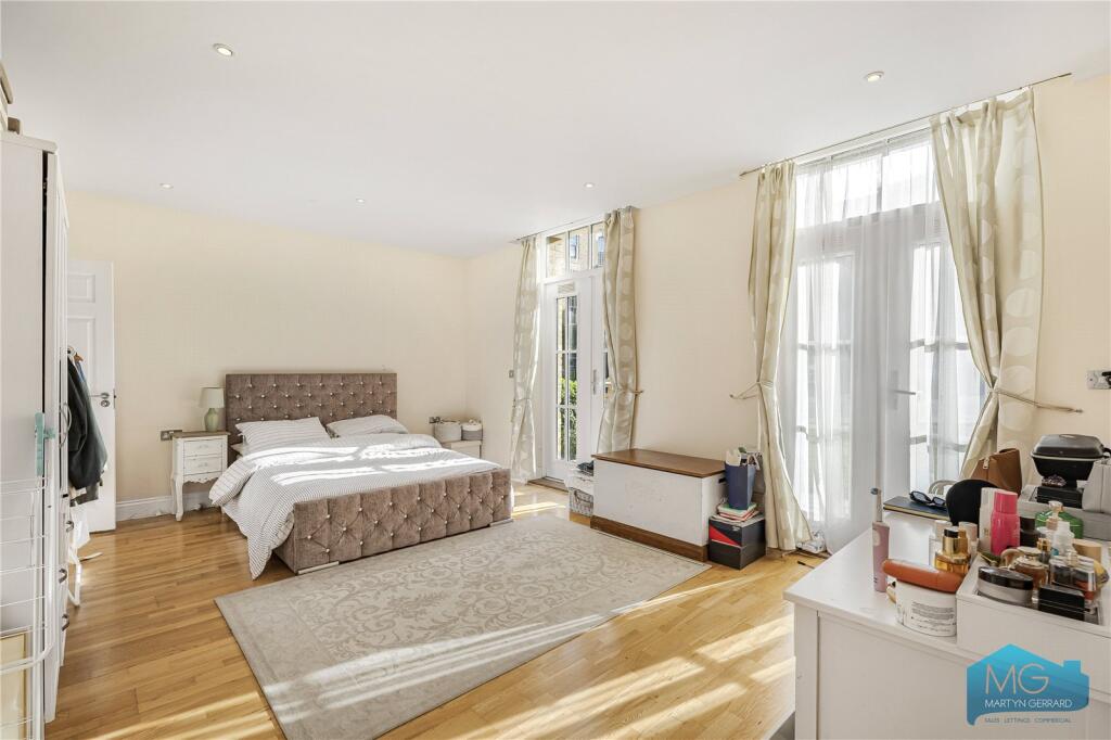 Main image of property: Princess Park Manor East, Royal Drive, Friern Barnet, London, N11