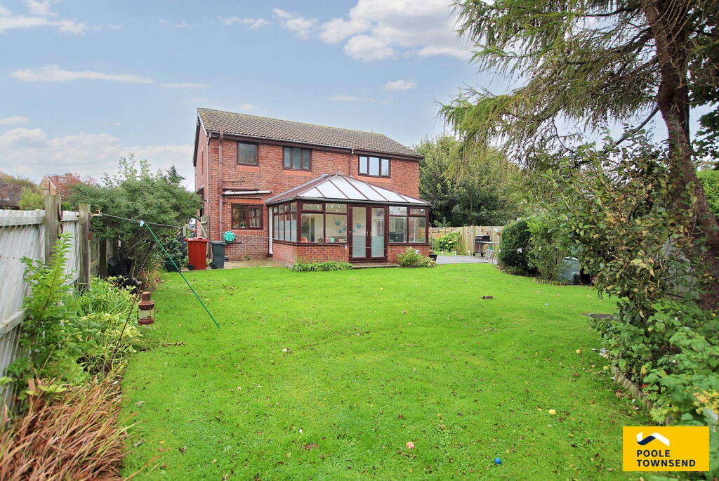 3-bed detached on Sedgefield Road, Barrow-In-Furness,LA13 0TN, £350,000