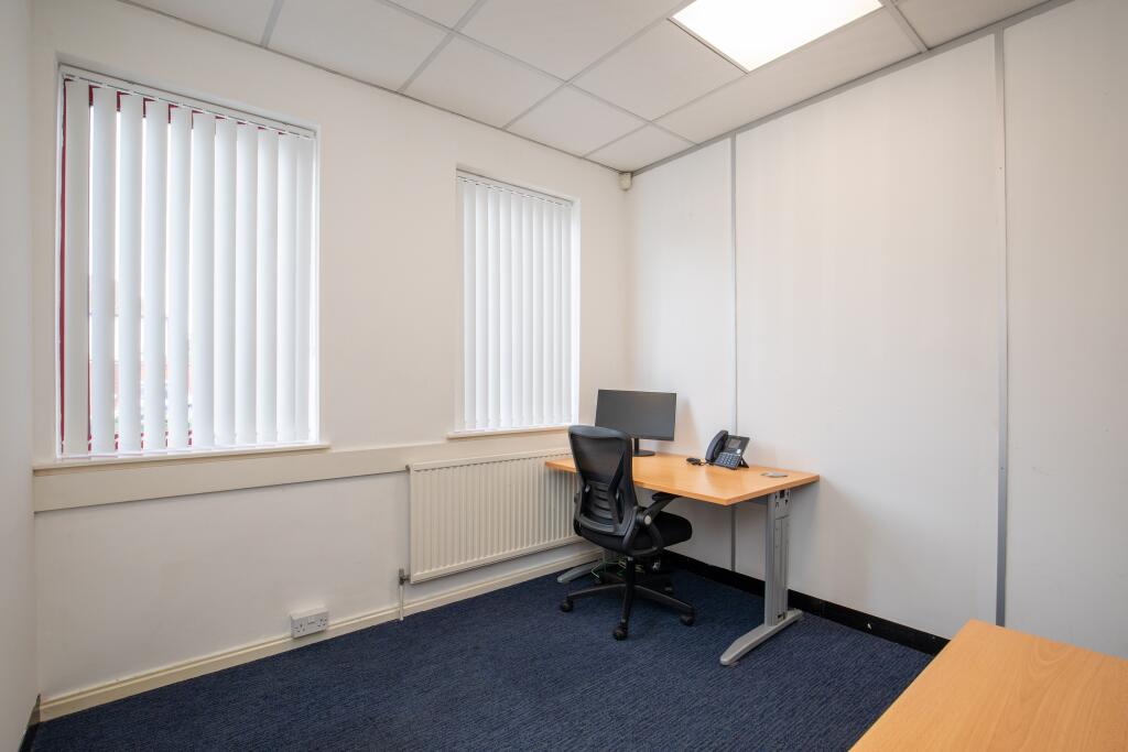 Ground floor office 2 people