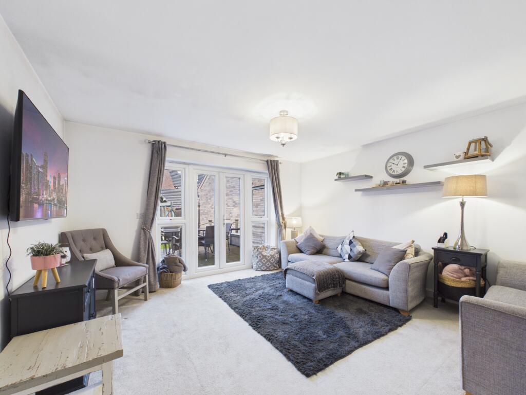 Skitteridge Wood Road, Langley Country Park photo 3