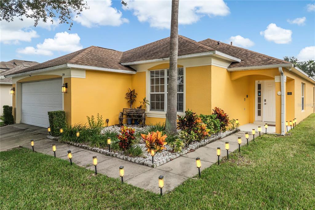 Main image of property: Florida, Polk County, Davenport