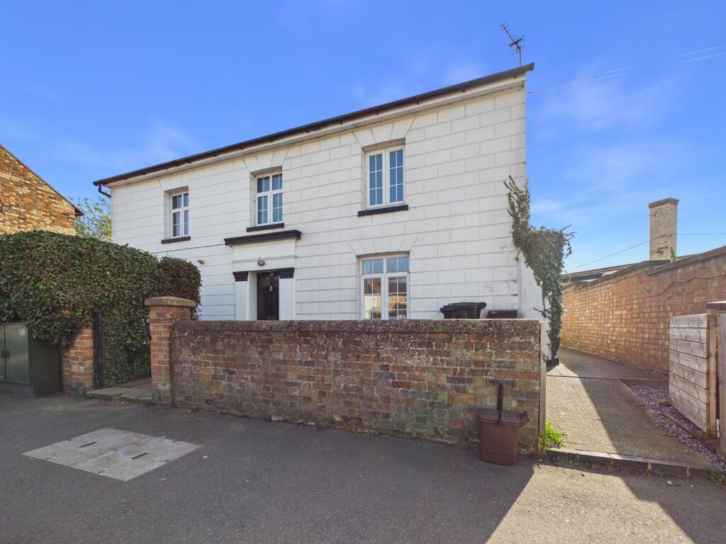 Main image of property: Sun Street, Biggleswade, SG18