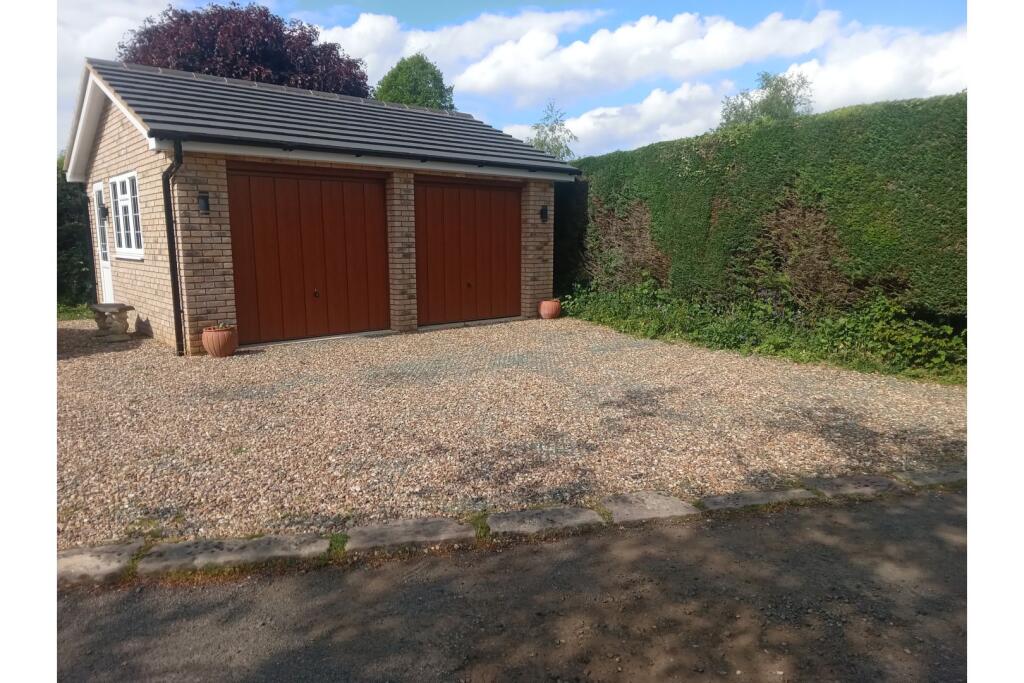House in Towcester, Whittlebury - View 4