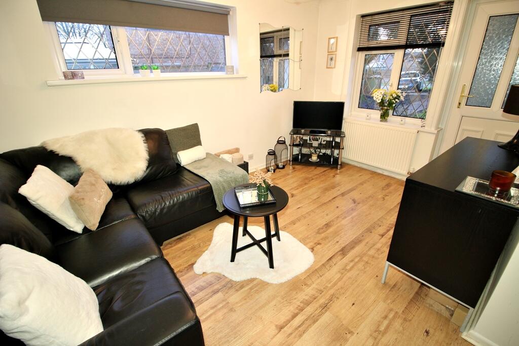 New Drake Green, Westhoughton, BL5 2RF – další