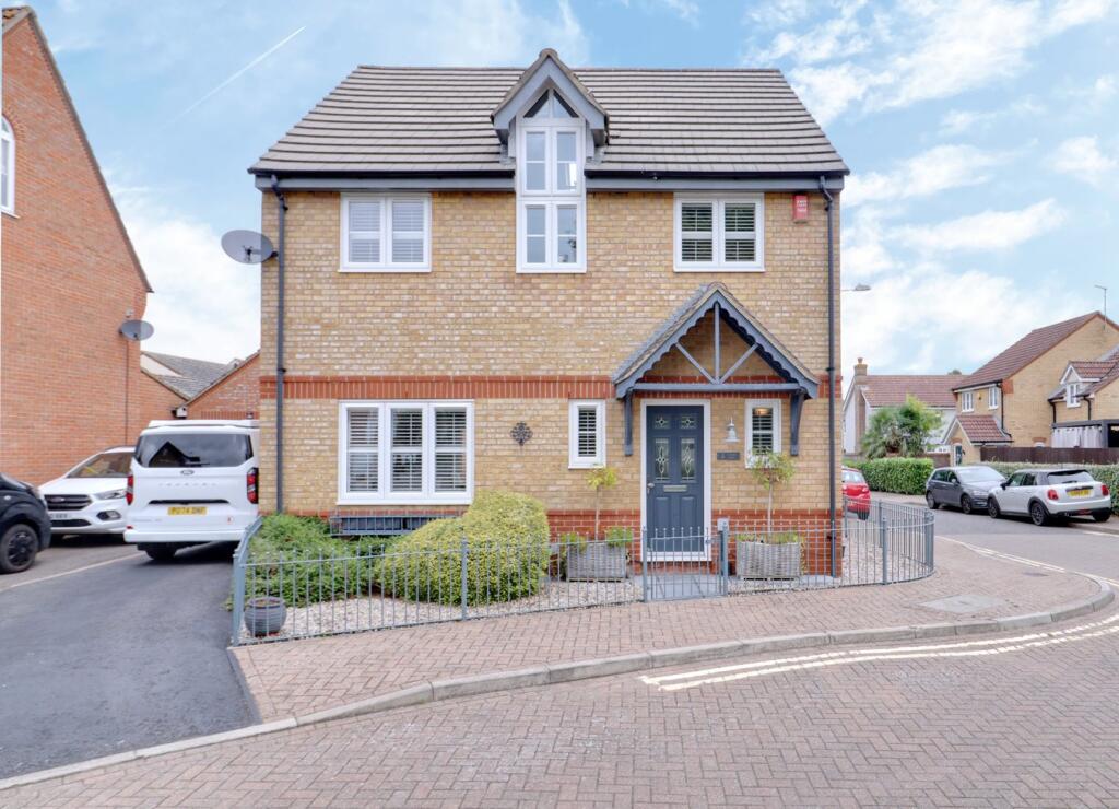 Main image of property: Juniper Drive, South Ockendon, RM15