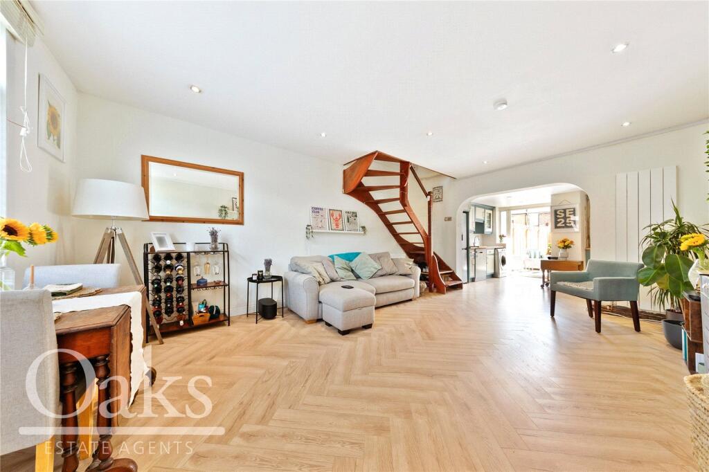 House in London - View 2