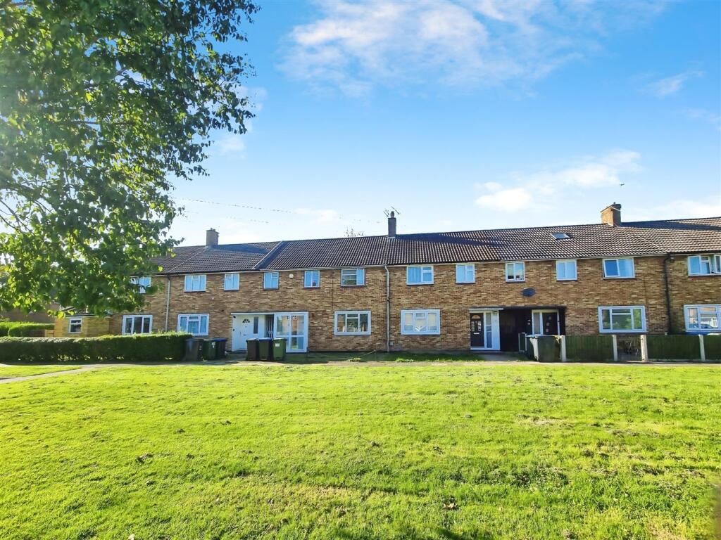 House in Dacorum, Hertfordshire - View 4