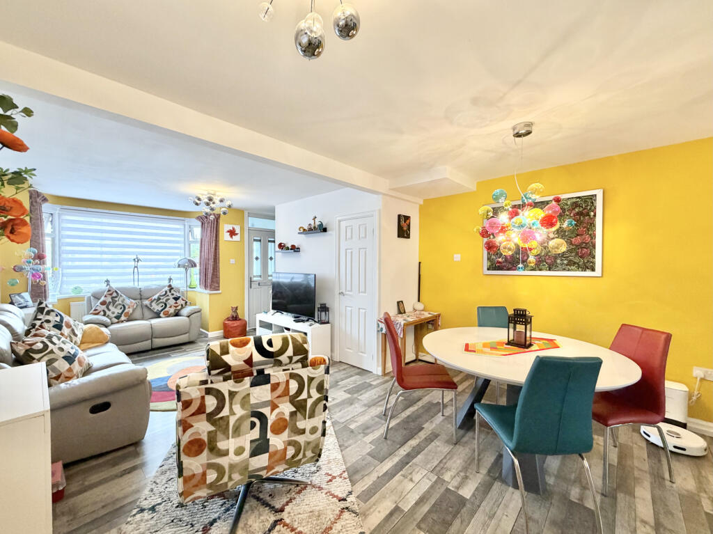 House in Blackpool, Marton Moss Side - More