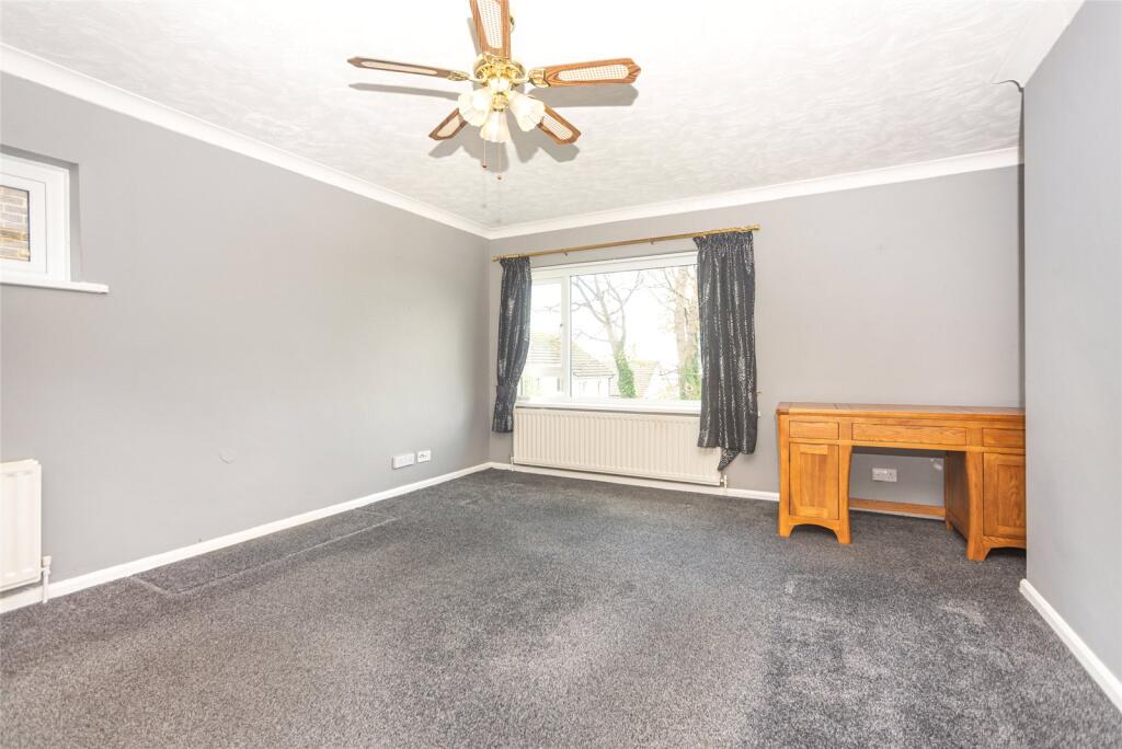 Merton Park, Penmaenmawr, Conwy, LL34 photo 2