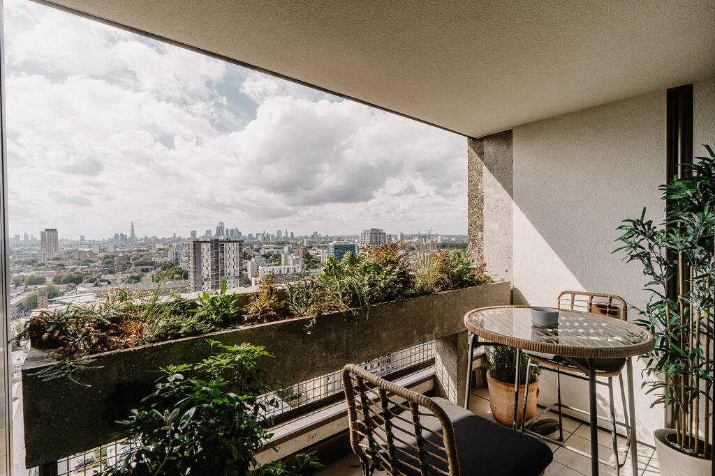 Apartment in London - View 2