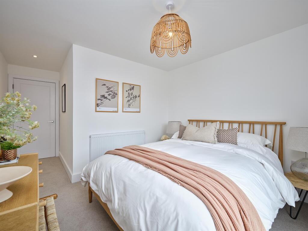 Apartment in Exeter - View 5