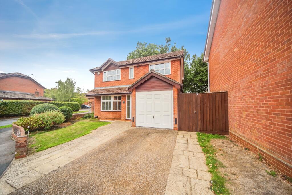 Main image of property: Lapwing Drive, SOUTHAMPTON, Hampshire, SO40