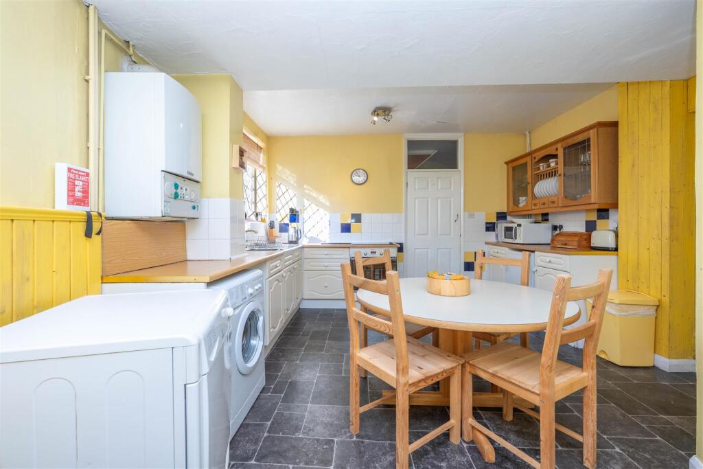 Additional image 21 of Henley Street, Alcester