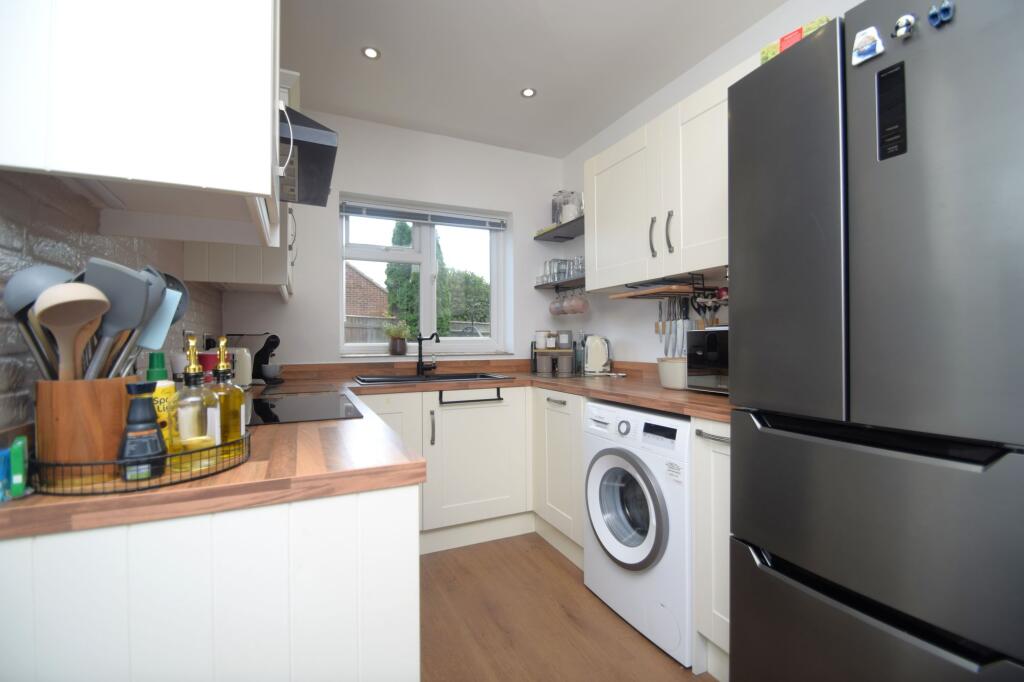 Cob Place, Godmanchester, PE29 photo 4