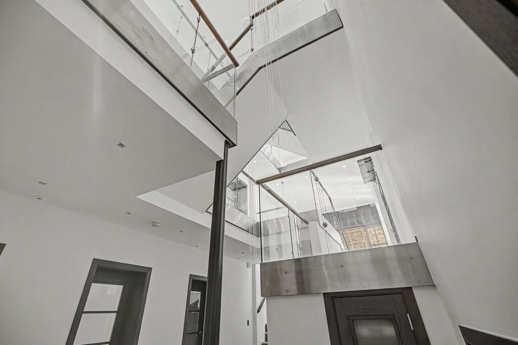 House in Trafford, Greater Manchester - View 2