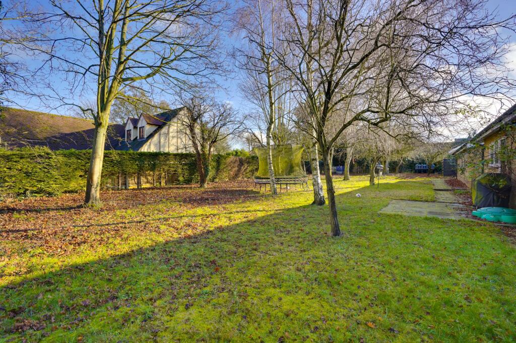Woodditton Road, Newmarket, CB8 photo 4