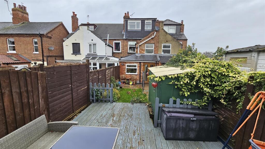 Nursery Road, Radcliffe-On-Trent, Nottingham photo 2