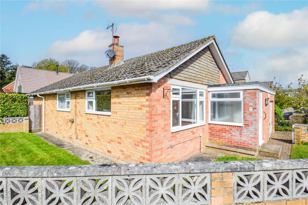 Main image of property: Manor Close, Urchfont, Devizes, Wiltshire, SN10