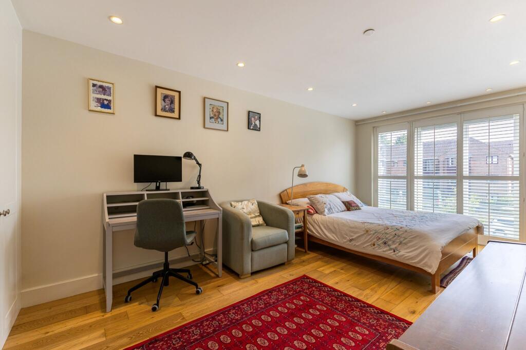House in Oxford, Sunnymead, Summertown - More