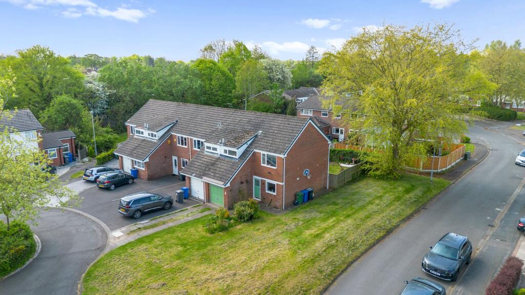 Main image of property: Mullion Grove, Padgate, WA2