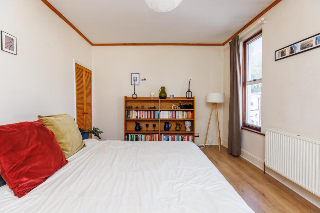 House in Bristol, Baptist Mills, St Werburgh's - More