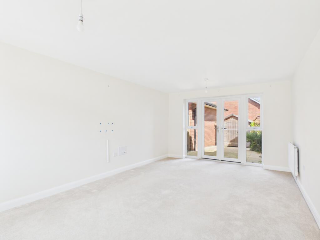 Balharvie Road, Wellingborough, Northamptonshire, NN8 photo 4