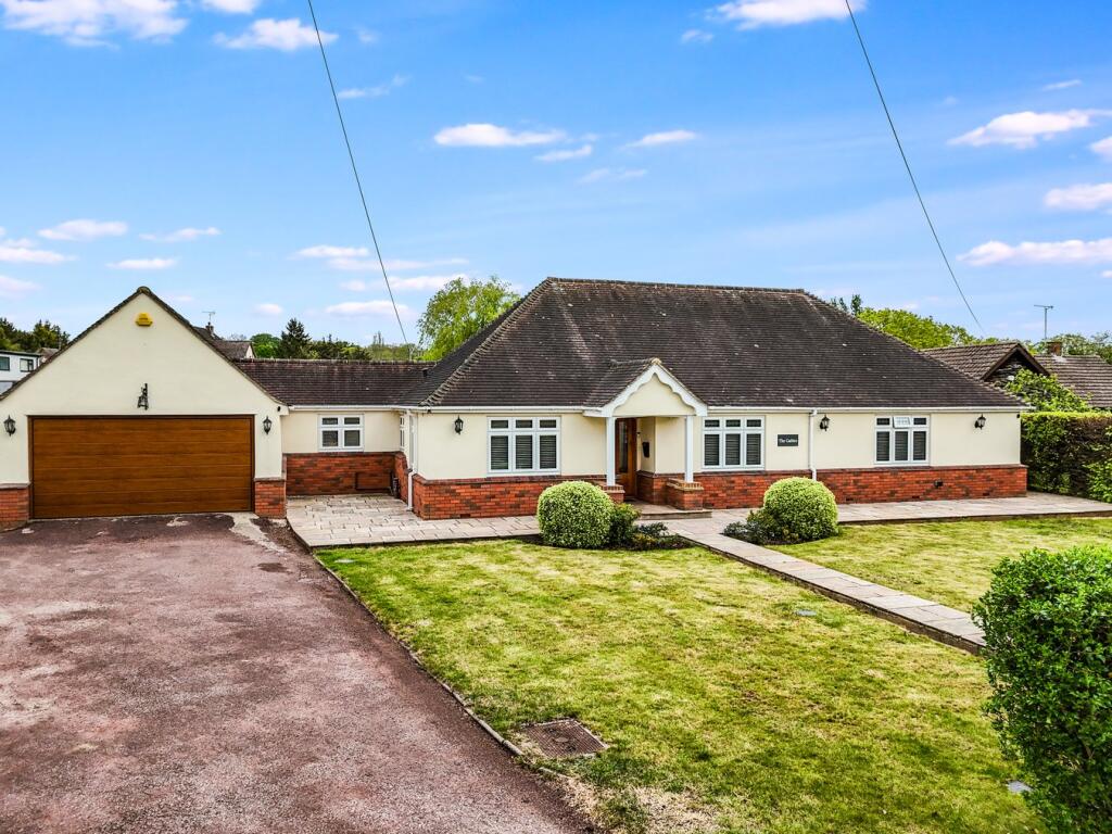 Main image of property: Orchard Avenue, Ramsden Bellhouse, Billericay, CM11