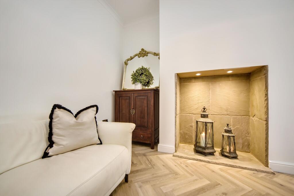 House in Wigan, Standish - More
