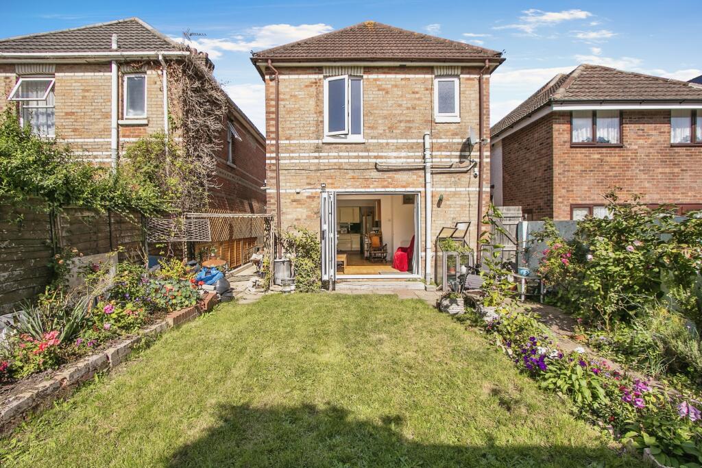 Additional image 6 of Hill Crest Road, Poole, BH12