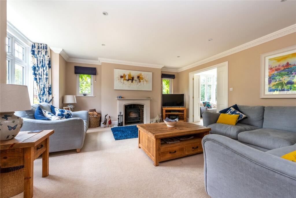 House in Redhill - View 3