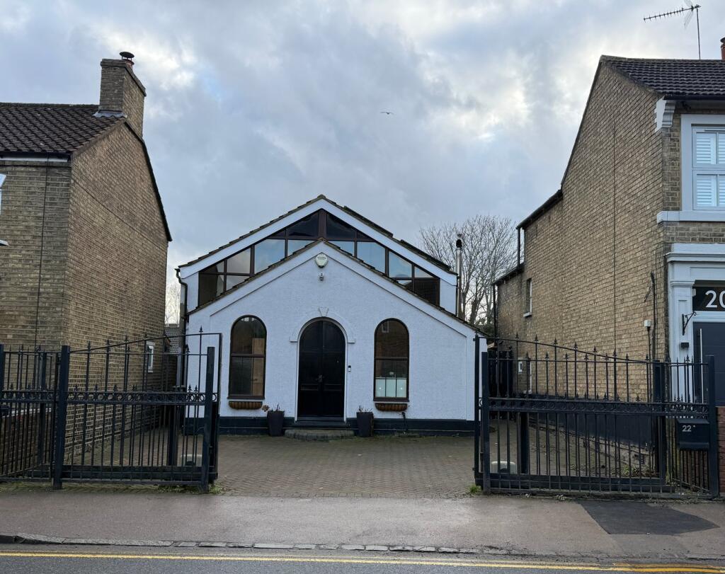 Main image of property: 22, High Street, Westoning, MK45